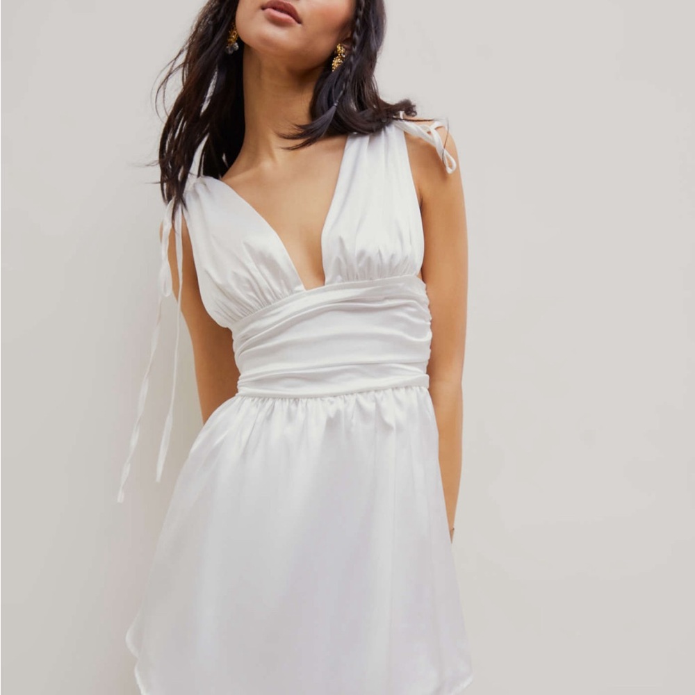 Cider- French Riviera Vacation Solid Satin Ruched Mini Dress - Picture 4 of 5